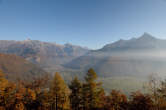 20091030_101327 Panorama con foschia sulla valchiavenna.jpg